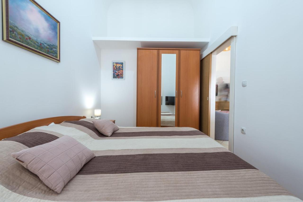 Old Writer Apartment Ragusa Esterno foto